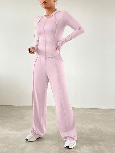 SHEIN EZwear مجموعة رياضية عرضية مريحة مؤلفة من: قميص ذو غطاء رأس ضيق وبنطلون مستقيم