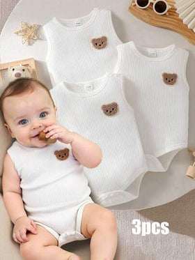 SHEIN Vintaside Kids 3 قطع/مجموعة بدلة طفل حديث الولادة ذكر كاجوال جميلة مزينة بالدب الأبيض، مناسبة للارتداء اليومي، صيف
