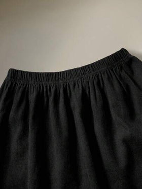 SHEIN مجموعة ملابس علوية وتنورة كاجوال للمراهقات، ملابس علوية بأكمام طويلة وياقة مكسرة مزين بأزرار، وتنورة خط A منسوجة بسيطة، مناسبة للارتداء اليومي الكاجوال في فصلي الخريف والشتاء، قطعتان