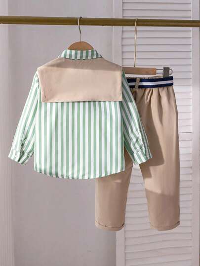 SHEIN قميص كلاسيكي ذو خطوط طويلة الأكمام وكاب للأولاد الصغار، بنطلون بدلة أزرق داكن، أناقة عصرية، مناسب لحفلات عيد الميلاد والحفلات الراقية والمناسبات والأعراس والمعمودية وبداية العام الدراسي وموسم الرياضة