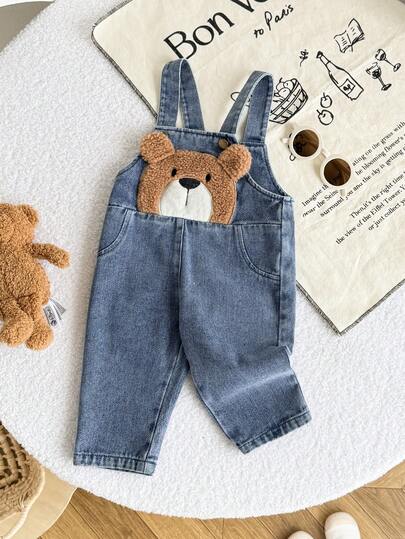 Playful Pals بنطلون جينز أزرق مغسول بنمط الدب الكرتوني للأطفال الصغار، متعدد الاستخدامات وراحة