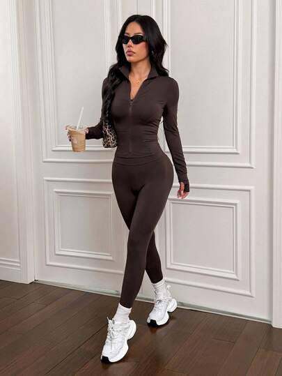 SHEIN PETITE 3 قطع بدلة رياضية نسائية من الأكريليك البني، مناسبة للرياضة كاليوغا والجري والتمارين، وللارتداء اليومي في فصلي الخريف والشتاء