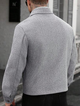 Manfinity CasualCool معطف رمادي طويل الأكمام بياقة وأزرار للرجال، أنيق وكاجوال، مناسب للمناسبات اليومية والأعياد مثل عيد الميلاد وعيد الهالوين، وللأعمال