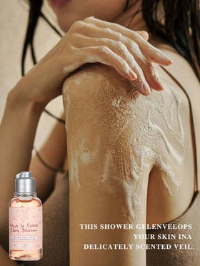 L'Occitane 2 * 35مل جل استحمام + 2 * 10مل كريم يد بزهر الكرز