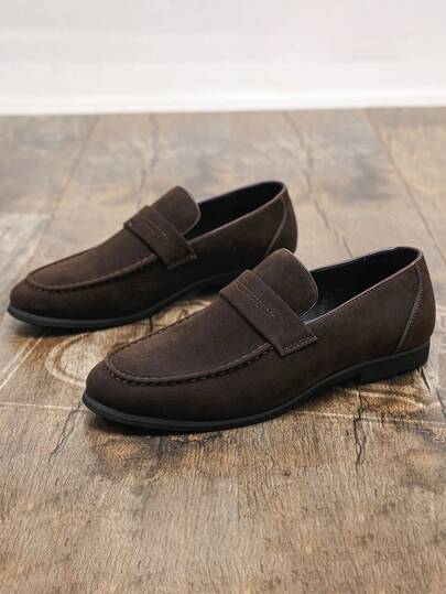 أحذية رجالية كاجوال، أحذية موكاسين متعددة الاستخدامات جديدة، أحذية لوفرز من جلد الغزال بدون كعب، أحذية قارب، أحذية قيادة مريحة، أحذية عمل بطراز بريطاني (أحذية اللوفرز تكون صغيرة