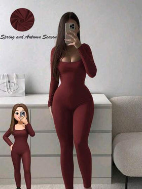 جمبسوت يوجد حزام شكل حرف U للرقبة وأكمام طويلة مناسبة للربيع والخريف