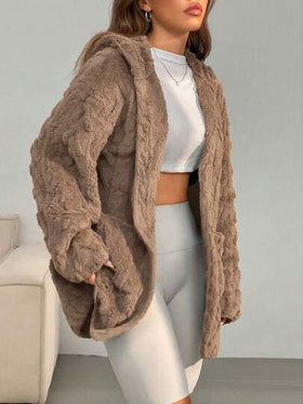 SHEIN EZwear معطف أبيض فضفاض وكاجوال مبطن بالفرو مع جيوب وأكمام طويلة مزود بقلنسوة