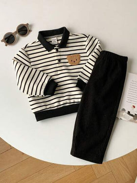 SHEIN مجموعة من قطعتين للأطفال الصبيان/البنات، بلوزة بولو محبوكة بخطوط سوداء وبيضاء ملونة بتباين الألوان وبنطلون من الكوردروي الأسود، ملابس مريحة وأنيقة للاستخدام اليومي، مناسبة للداخل والخارج والرياضة والحفلات وتصوير الصور والأعياد والملابس الرياضية والج