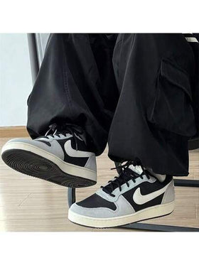 Nike حذاء رياضي كاجوال خفيف الوزن من نايك كورت بورو لو بريم، أسود ورمادي، رجالي