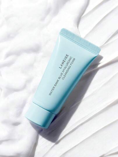 Laneige رغوة تنظيف وإزالة المكياج ذات القوة التنظيف العميق لبشرة نقية، حجم السفر، بنك المياه الأزرق بحمض الهيالورونيك 30 جرام/1.06 أونصة