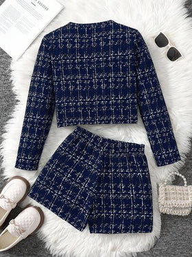 SHEIN Serisse Kids طقم جاكيت وشورت كاروهات أنيق للفتيات المراهقات بأكمام طويلة وأحادي الصدر