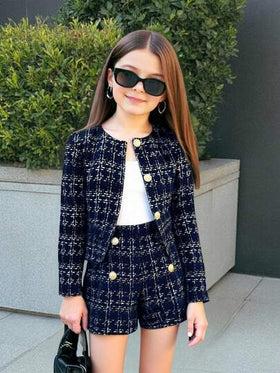 SHEIN Serisse Kids طقم جاكيت وشورت كاروهات أنيق للفتيات المراهقات بأكمام طويلة وأحادي الصدر