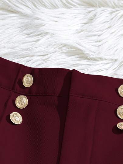 SHEIN Clasi شورت نسائي أنيق وعملي بجيوب وتصميم بسيط، لون أحادي، مناسب للربيع والصيف