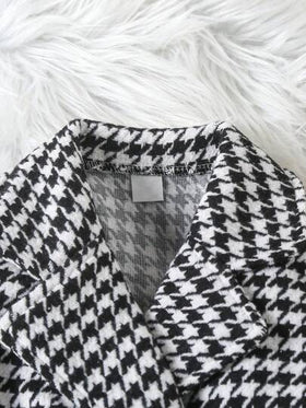 SHEIN Elladie kids معطف طباعة نقش مسنن صف ازرار مزدوجة حزام تويد قطعة واحدة بنت طفل