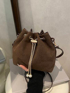 حقيبة دلو جلد مطفي بسحاب وسلسلة خرز قطعة واحدة، حقيبة كتف عبر الجسم من الغزال الأنيقة للنساء