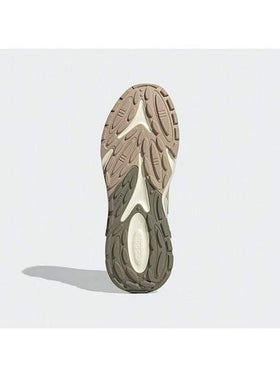 Adidas أحذية رياضية كاجوال للنساء، أحذية رياضية مريحة وعملية للأوقات الحرة JR3186