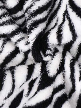 SHEIN جمبسوت رضع ذكور مبطنة حرارياً، جمبسوت سميكة مخملية ذات طباعة جميلة، بسيطة وعملية للاستخدام اليومي، مناسبة للارتداء في الداخل والخارج، للاستخدام اليومي والرياضة واللعب والأعياد والهالوين، خريف/شتاء