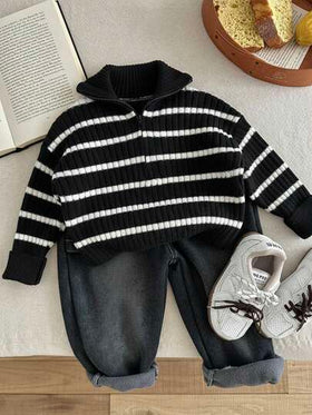 SHEIN كارديجان شتوي/خريفي ذو ياقة عالية مخطط للأولاد الصغار، قابل للاستخدام في المنزل والمدرسة والخروجات، باللونين البيج والأسود