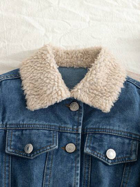 SHEIN Playful Pals معطف طويل فضفاض للأطفال الصغار من الفتيات باللون الأزرق الداكن مع طبعات ملونة وياقة من الفرو الصناعي، ملابس خارجية جميلة وعصرية مناسبة للخريف والشتاء، قطعة ملائمة للتنسيق مع الطبقات المختلفة