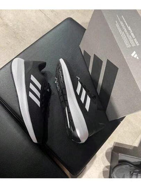 Adidas أحذية رياضية خارجية جديدة للرجال خفيفة الوزن قابلة للتنفس ومبطنة ومقاومة للتآكل ومضادة للانزلاق ونعل سميك للجري