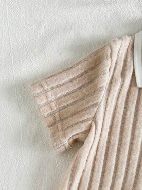 SHEIN Vintaside Kids طقم ملابس أطفال صبيان كاجوال بقميص كم قصير ياقة مع بنطلون جينز مغسول عصري، مناسب للارتداء اليومي، رحلات العائلة، الطعام أو التسوق