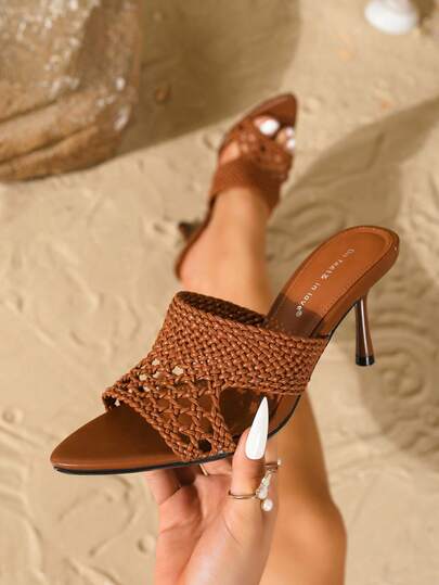 On feet& in love صنادل نسائية أنيقة ذات كعب عالي مدبب الأصبع مفرغة، مناسبة للارتداء مع الفساتين