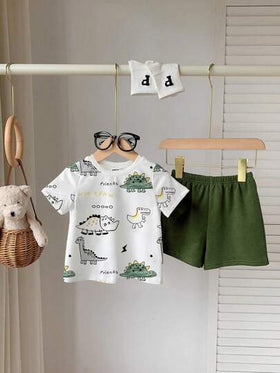SHEIN Playful Pals مجموعة قميص وشورت مطبوع بطبعة ديناصور لطيفة للأطفال الرضع والأولاد من 0-3 سنوات، قطعتان، ملائم للربيع/الصيف، كاجوال، خارجي، أساسي، رياضي، عصري وبسيط