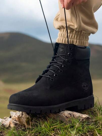 Timberland بوت رادفورد الرجالية عالية الكاحل مقاس 6 بوصة مقاومة للماء، بياقة مبطنة وأحذية كاجوال مريحة، مع أربطة دائرية متناسقة، بوت رياضية خارجية متينة (مقاس واسع)