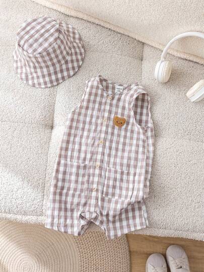 SHEIN LMoss Kids مجموعة رومبير وقبعة دلو للأطفال الرضع من الجنسين، مكونة من رومبير بدون أكمام ذات خطوط ملونة باللون المشمشي وشورت، ملابس عادية للعطلات الربيعية والصيفية