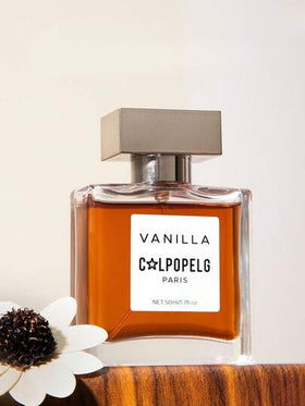 نصف زجاجة عطر فانيليا 50 مل، رائحة طويلة الأمد، مناسبة للاستخدام اليومي، يمكن استخدامها مع جهاز نشر الروائح أو المرطب أو شمعة معطرة، مناسبة للغرفة المعيشية والمكتب والحمام والفندق، كذلك مناسبة كهدية عيد الحب. سيتم شحن أسلوبي التعبئة والتغليف بشكل عشوائي.