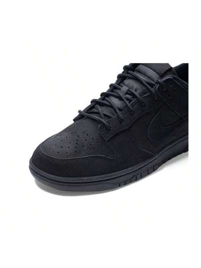 Nike حذاء رياضي كاجوال مريح للسفر والخارج من نايك دانك لو ريترو SE IB6651-001
