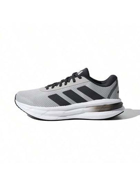 Adidas حذاء رياضي مريح للجري من أديداس للرجال للتدريب في الهواء الطلق