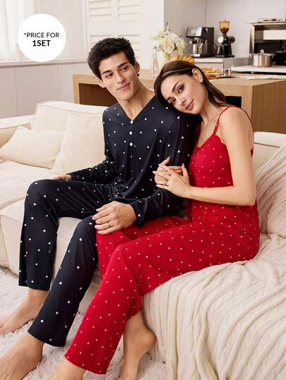 CoupledUp طقم ملابس منزلية للرجال بطبعة قلوب على كامل السطح، متناسق مع الشريك، ملابس شتوية