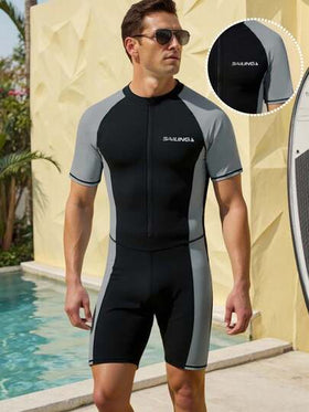 Manfinity Swimmode رومبير قصيرة للرجال مطبوع عليها حرف على الأكمام الرجلانية قصيرة الأكمام مع سحاب وفتحة نصفية