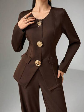 Heiryn بدلة كاجوال للنساء مكونة من قميص بأكمام طويلة ومزين بزهور معدنية وبنطلون، طقم من قطعتين
