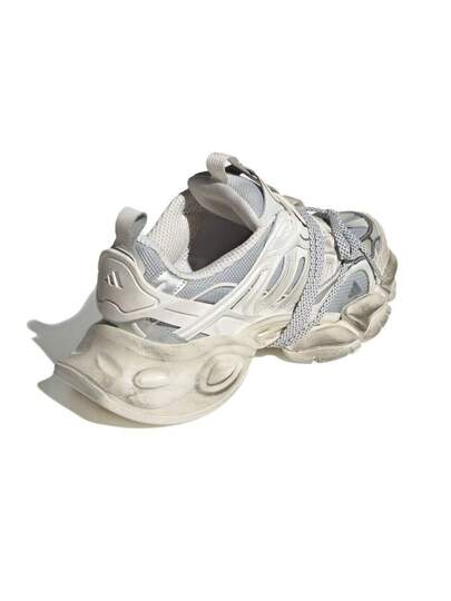 Adidas حذاء أديداس XLG رانر ديلوكس مريح ومتعدد الاستخدامات ومقاوم للانزلاق، حذاء جري منخفض، للجنسين، فضي