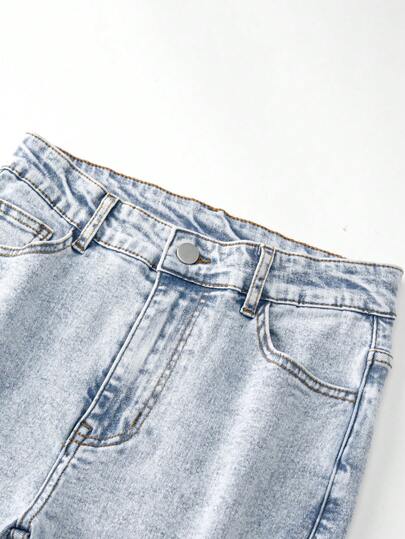 SHEIN ChillGRL بنطلون جينز أزرق مبهت مشوه مع تطريز ثلاثي الأبعاد وتطريز مطبق أسود، بنطلون جينز ضيق مطاطي مناسب لجميع المواسم