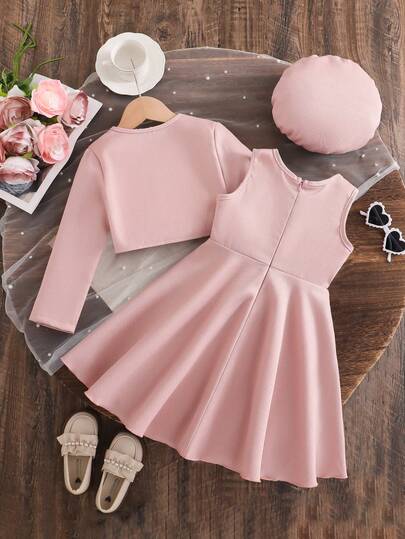 SHEIN طقم جاكيت أحادية الصدر وفستان بلا أكمام مزين بزخارف ثلاثية الأبعاد للفتيات الصغيرات، تفصيل فريد مع إكسسوارات جديدة، أنيق وأنيق ولطيف، مناسب للمناسبات المهمة