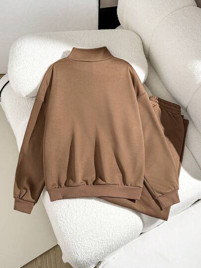 SHEIN مجموعة ملابس كاجوال للفتيات المراهقات، بلوزة بياقة مزيفة وسحاب طويلة الأكمام مع بناطيل رياضية واسعة وفضفاضة، بدلة رياضية للارتداء اليومي والتمارين الرياضية