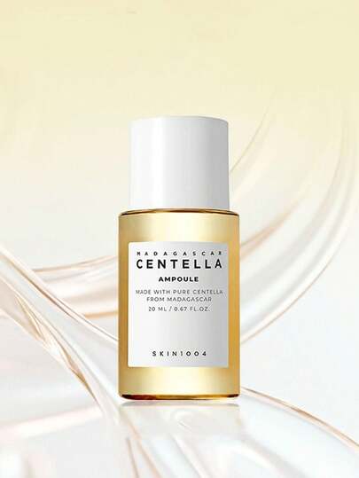 SKIN1004 3 أمبولة من جوهر سنتيلا الآسيوية من مدغشقر. صيغة خفيفة ولطيفة، غير مهيجة. تهدئ البشرة الحساسة وتقوي حاجز البشرة. تعزز تجديد البشرة. تحافظ على التوازن بين الرطوبة والزيت. تحسن جودة البشرة. مناسبة لجميع أنواع البشرة، بما في ذلك البشرة الحساسة. جمال