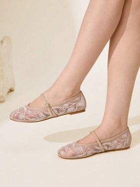 CUCCOO CHICEST حذاء كاجوال سهل الارتداء للنساء بتصميم إبزيم مطرز بالزهور