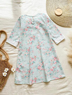 SHEIN فستان أزرق طويل الأكمام بطبعات زهور صغيرة للبنات، تصميم مكشكش أنيق مناسب للارتداء اليومي، للربيع/الخريف