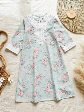 SHEIN فستان أزرق طويل الأكمام بطبعات زهور صغيرة للبنات، تصميم مكشكش أنيق مناسب للارتداء اليومي، للربيع/الخريف