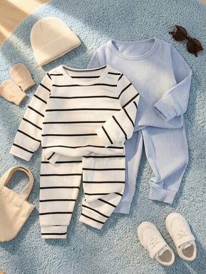 SHEIN طقم تي شيرت بأكمام طويلة وبنطلون كاجوال للأطفال الصبيان، خريفي