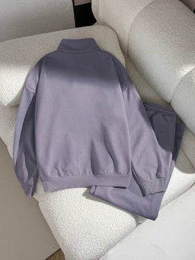 SHEIN مجموعة ملابس كاجوال للفتيات المراهقات، بلوزة بياقة مزيفة وسحاب طويلة الأكمام مع بناطيل رياضية فضفاضة وواسعة الساق، مجموعة بناطيل رياضية للارتداء اليومي والتمارين