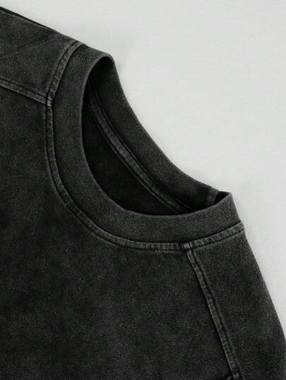 Manfinity CasualCool تي شيرت كاجوال بياقة دائرية وأكمام قصيرة بلون سادة للرجال