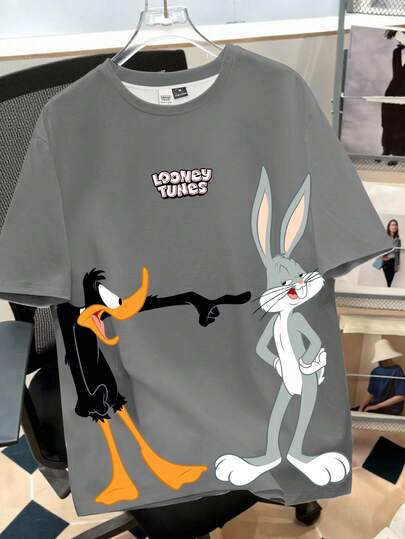 Looney Tunes X Manfinity Manfinity Joysei تي شيرت كاجوال للرجال بطبعة كرتونية وياقة مستديرة وأكمام قصيرة