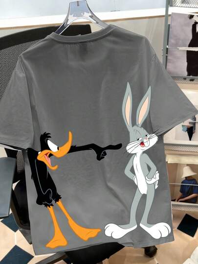 Looney Tunes X Manfinity Manfinity Joysei تي شيرت كاجوال للرجال بطبعة كرتونية وياقة مستديرة وأكمام قصيرة