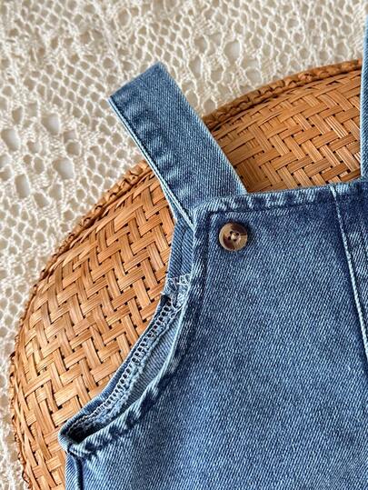 SHEIN ملابس علوية بياقة طاقم بأكمام طويلة مخطط + بنطلون جينز أزرق مغسول بياقة للأطفال الصبية، مناسب للخروجات العادية في الربيع والخريف، قطعتان