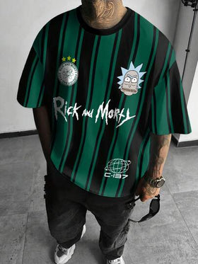 Rick and Morty X SHEIN قميص تي شيرت رجالي كاجوال بأكمام قصيرة وياقة دائرية مزين برسوم كرتونية وحروف ملونة، صيفي